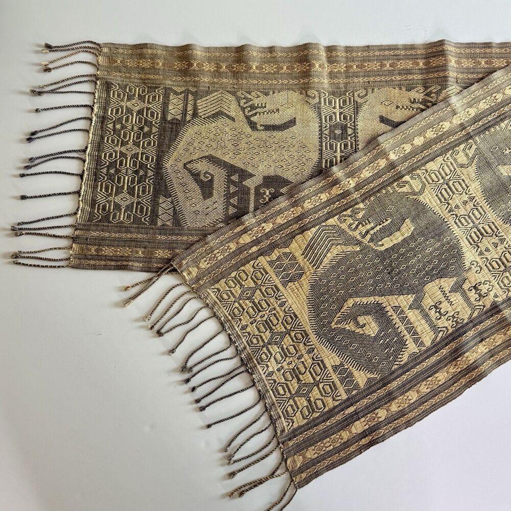 VNTG Sumba Ikat Handwoven Textile Runner Indonesian Cotton Tapestry Dragon 66x17